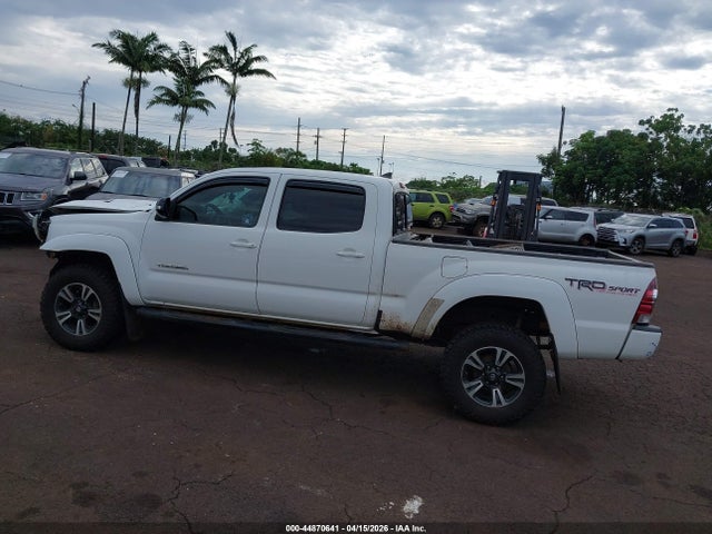 44870641 :رقم المزاد ، 3TMMU4FNXFM081661 vin ، 2015 Toyota Tacoma Base V6 مزاد بيع