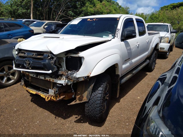 44870641 :رقم المزاد ، 3TMMU4FNXFM081661 vin ، 2015 Toyota Tacoma Base V6 مزاد بيع