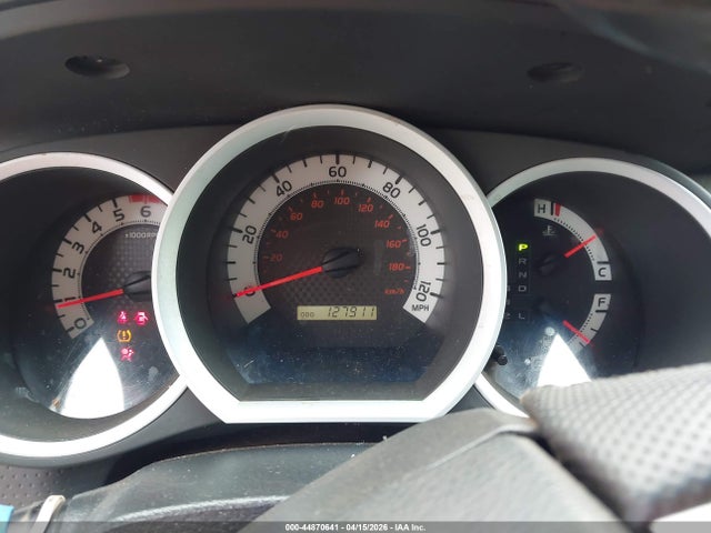 44870641 :رقم المزاد ، 3TMMU4FNXFM081661 vin ، 2015 Toyota Tacoma Base V6 مزاد بيع
