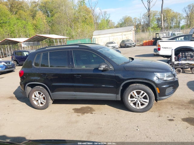 44870644 :رقم المزاد ، WVGBV7AX8HK013735 vin ، 2017 Volkswagen Tiguan 2.0t/2.0t S مزاد بيع