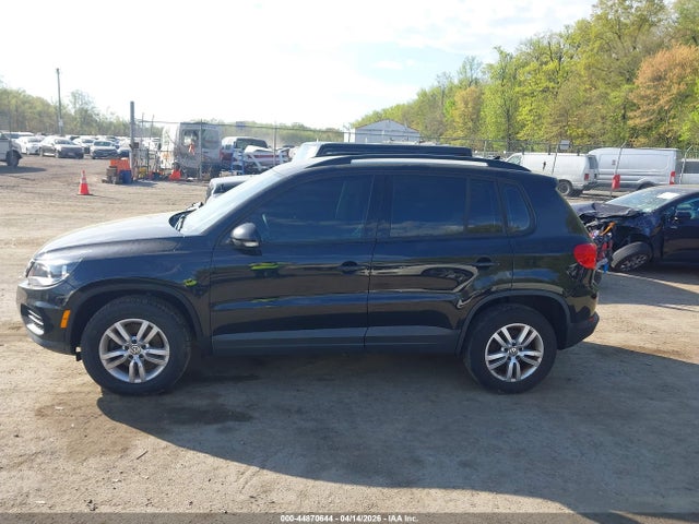 44870644 :رقم المزاد ، WVGBV7AX8HK013735 vin ، 2017 Volkswagen Tiguan 2.0t/2.0t S مزاد بيع