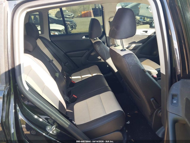 44870644 :رقم المزاد ، WVGBV7AX8HK013735 vin ، 2017 Volkswagen Tiguan 2.0t/2.0t S مزاد بيع