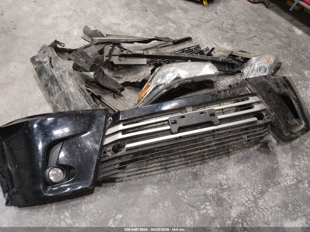 5TDJZRFH1KS957992 Toyota Highlander Xle