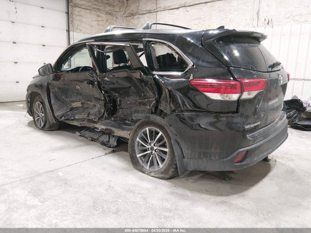 5TDJZRFH1KS957992 Toyota Highlander Xle