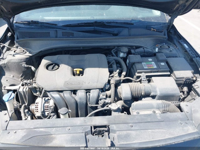 44870661 :رقم المزاد ، 3KPF24AD2KE096835 vin ، 2019 Kia Forte Fe مزاد بيع