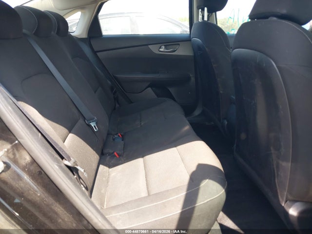 44870661 :رقم المزاد ، 3KPF24AD2KE096835 vin ، 2019 Kia Forte Fe مزاد بيع