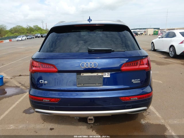 WA1BNBFY5J2204280 Audi Q5 2.0t Premium/2.0t Tech Premium
