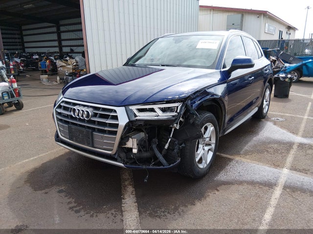WA1BNBFY5J2204280 Audi Q5 2.0t Premium/2.0t Tech Premium