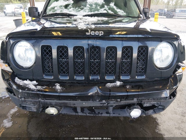 1C4NJPBB4FD397692 Jeep Patriot Sport