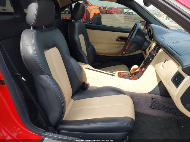 Aukcja sprzedaży 2001 Mercedes-benz Slk 320, vin: WDBKK65FX1F216275, numer aukcji: 44870690