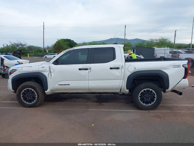 Aukcja sprzedaży 2024 Toyota Tacoma Sr5, vin: 3TYLB5JN5RT031631, numer aukcji: 44870704