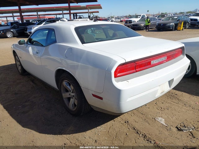 2010 Dodge Challenger Se მანქანა იყიდება აუქციონზე, vin: 2B3CJ4DV5AH275465, აუქციონის ნომერი: 44870712
