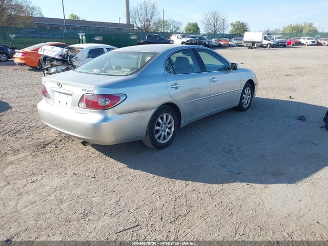 Продаж на аукціоні авто 2002 Lexus Es 300, vin: JTHBF30G925015347, номер лоту: 44870726