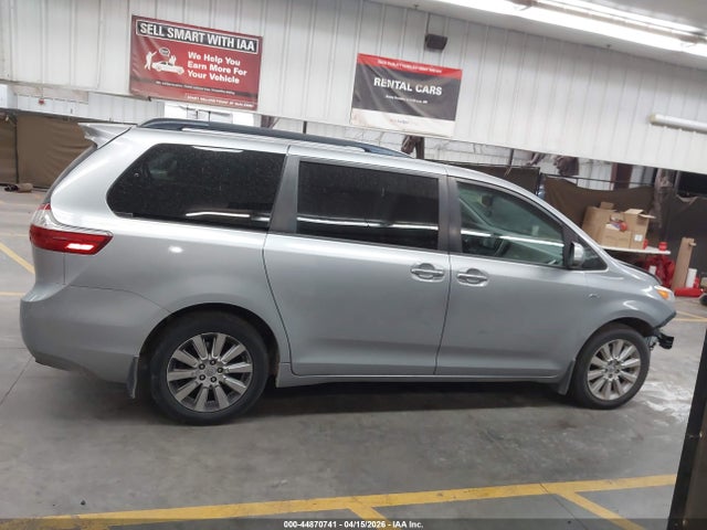 5TDDK3DC3GS137135 Toyota Sienna Xle 7 Passenger