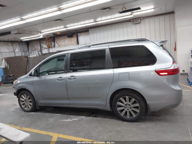 5TDDK3DC3GS137135 Toyota Sienna Xle 7 Passenger
