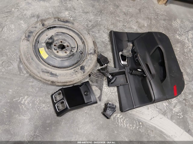 5XYRLDJC0RG260985 KIA SORENTO S