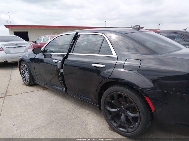 Продажа на аукционе авто 2016 Chrysler 300c, vin: 2C3CCAEGXGH219798, номер лота: 44870767