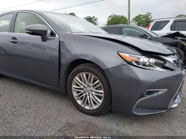 Lexus ES 350 2017 JTHBK1GG9H2257488 Image 17