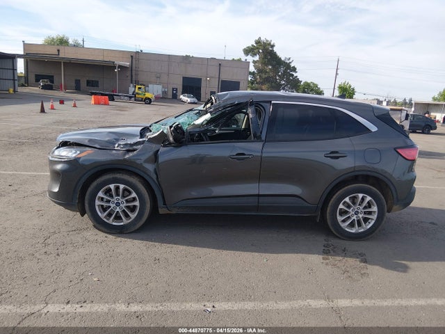 1FMCU9G67LUB06728 Ford ESCAPE SE