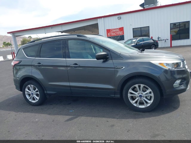 1FMCU9GD3JUD08610 Ford ESCAPE SE
