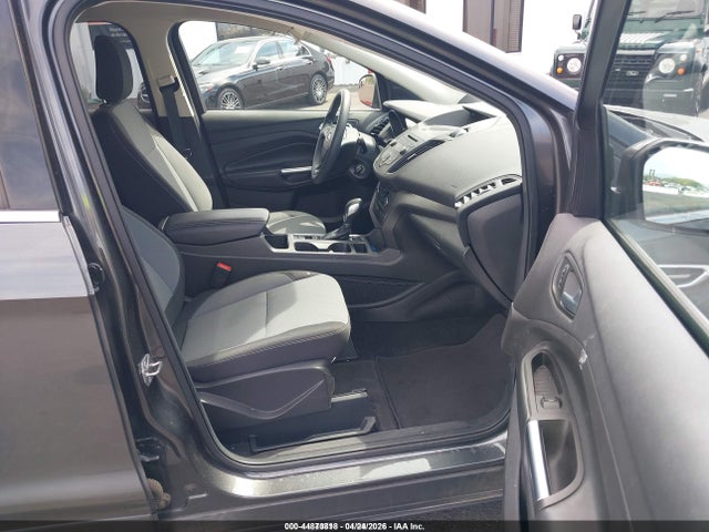 1FMCU9GD3JUD08610 Ford ESCAPE SE
