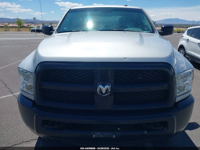 3C6UR5CL1HG771334 RAM 2500 Tradesman 4x4 6&#039;4 Box