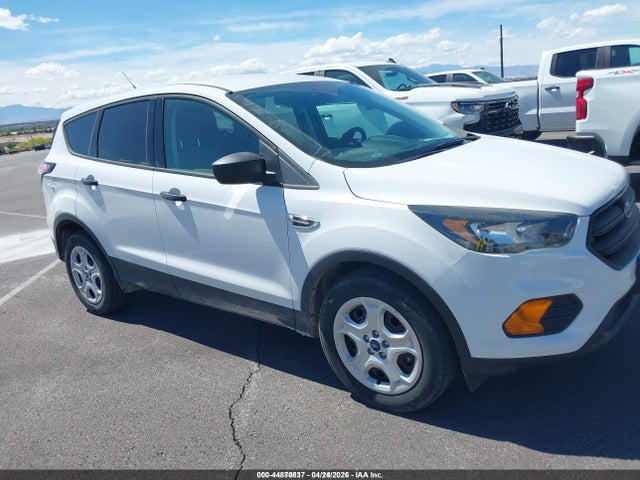 1FMCU0F7XJUD08417 Ford ESCAPE S