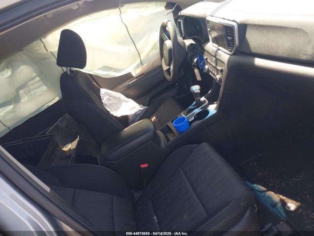 Продажа на аукционе авто 2021 Kia Sportage Lx, vin: KNDPMCAC8M7883341, номер лота: 44870880