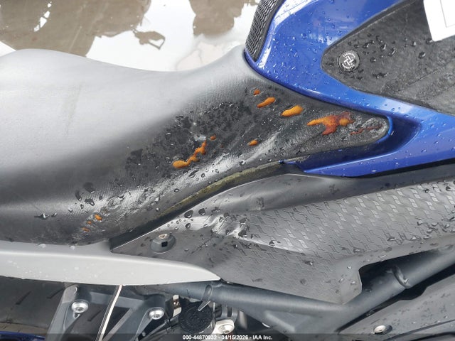 44870932 :رقم المزاد ، MH3RH18Y6LK004189 vin ، 2020 Yamaha Yzfr3 A مزاد بيع
