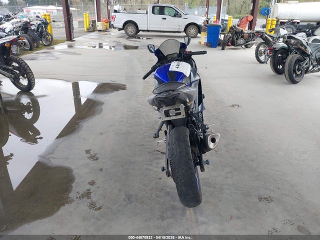 44870932 :رقم المزاد ، MH3RH18Y6LK004189 vin ، 2020 Yamaha Yzfr3 A مزاد بيع