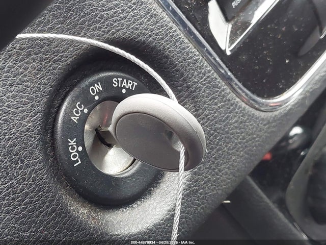 44870934 :رقم المزاد ، 1C3CCBBB1DN505170 vin ، 2013 Chrysler 200 Touring مزاد بيع