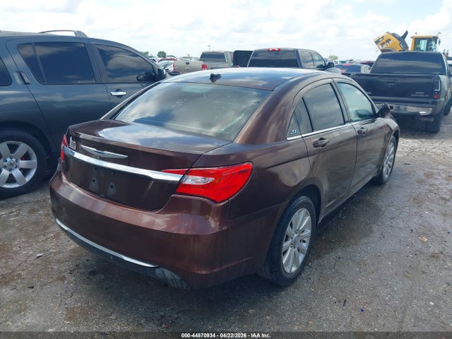 44870934 :رقم المزاد ، 1C3CCBBB1DN505170 vin ، 2013 Chrysler 200 Touring مزاد بيع