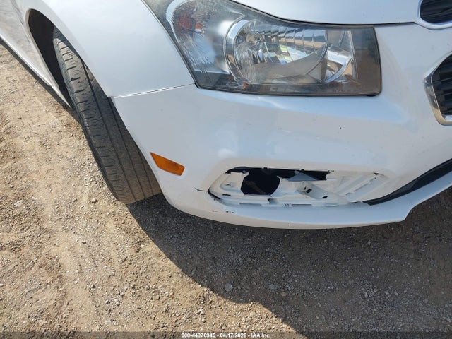 1G1PA5SHXF7107514 Chevrolet Cruze Ls Auto