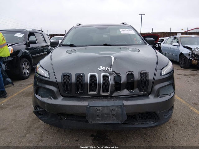 2014 Jeep Cherokee Latitude მანქანა იყიდება აუქციონზე, vin: 1C4PJMCS2EW260534, აუქციონის ნომერი: 44870983