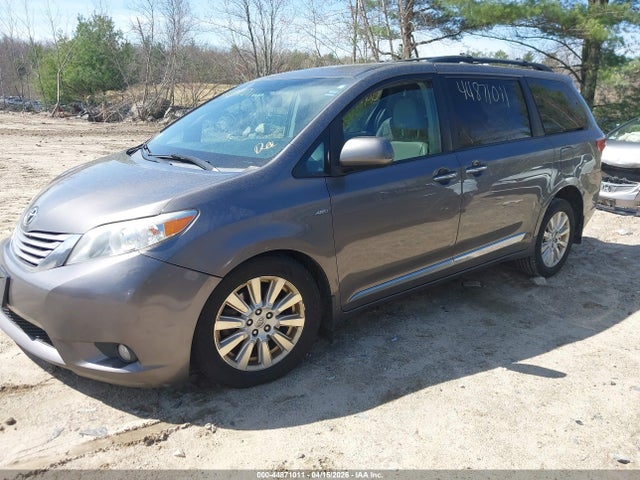Aukcja sprzedaży 2017 Toyota Sienna Xle 7 Passenger, vin: 5TDDZ3DC3HS157320, numer aukcji: 44871011