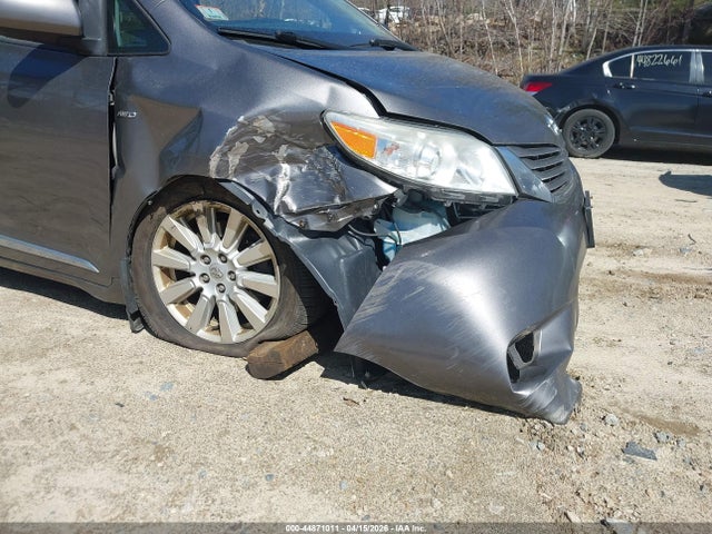 Aukcja sprzedaży 2017 Toyota Sienna Xle 7 Passenger, vin: 5TDDZ3DC3HS157320, numer aukcji: 44871011