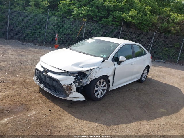 Toyota COROLLA LE 2020 5YFEPRAE8LP097863 Image 2