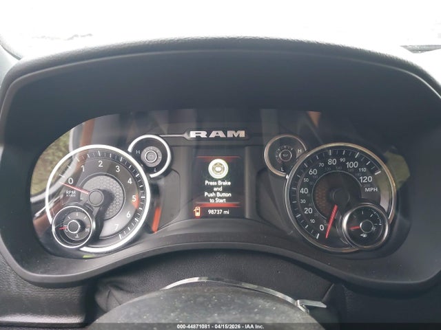 Продажа на аукционе авто 2021 Ram 1500 Big Horn  4x4 6'4 Box, vin: 1C6SRFMT2MN528371, номер лота: 44871081