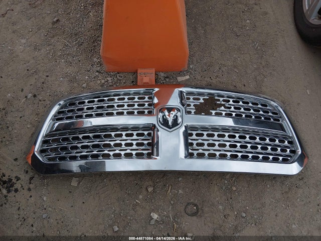 44871084 :رقم المزاد ، 1C6RR7NM8FS743205 vin ، 2015 Ram 1500 Laramie مزاد بيع