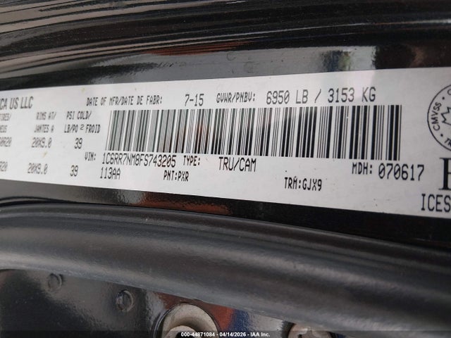 44871084 :رقم المزاد ، 1C6RR7NM8FS743205 vin ، 2015 Ram 1500 Laramie مزاد بيع