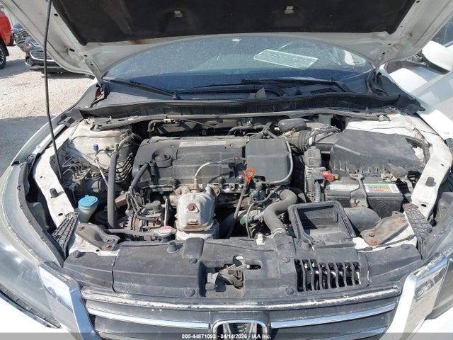 Продажа на аукционе авто 2015 Honda Accord Sport, vin: 1HGCR2F51FA070743, номер лота: 44871093