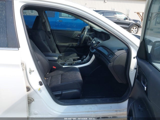 Продажа на аукционе авто 2015 Honda Accord Sport, vin: 1HGCR2F51FA070743, номер лота: 44871093