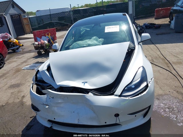 2021 Tesla Model 3 Long Range Dual Motor All-wheel Drive მანქანა იყიდება აუქციონზე, vin: 5YJ3E1EB5MF965443, აუქციონის ნომერი: 44871173
