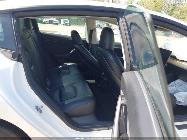 2021 Tesla Model 3 Long Range Dual Motor All-wheel Drive მანქანა იყიდება აუქციონზე, vin: 5YJ3E1EB5MF965443, აუქციონის ნომერი: 44871173