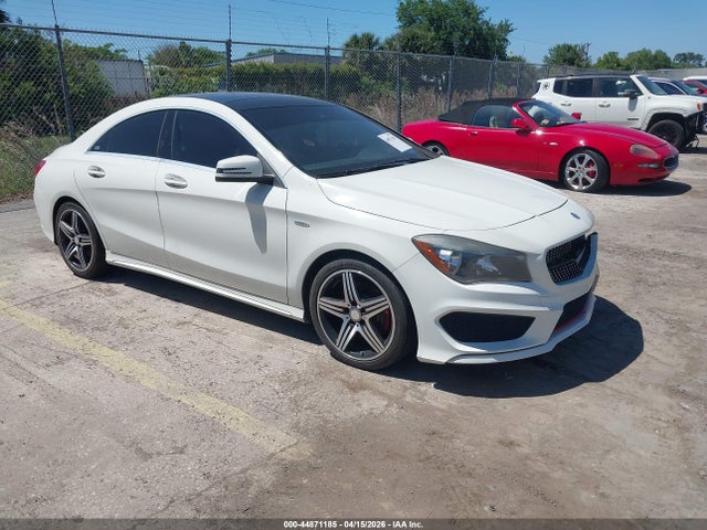 2016 MERCEDES-BENZ CLA 250 WDDSJ4EB4GN323252