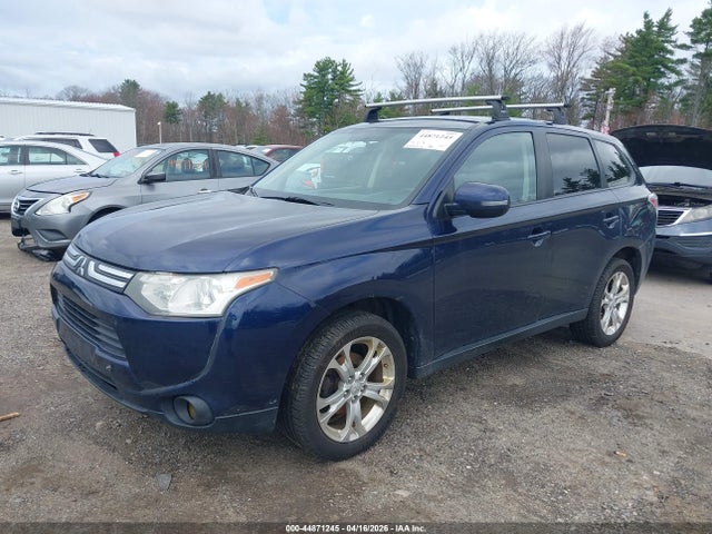 Продаж на аукціоні авто 2014 Mitsubishi Outlander Se, vin: JA4AZ3A39EZ006364, номер лоту: 44871245