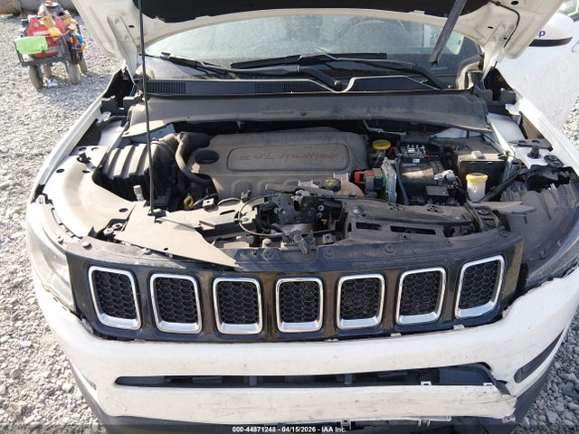 2021 Jeep Compass Latitude Fwd მანქანა იყიდება აუქციონზე, vin: 3C4NJCBB0MT592303, აუქციონის ნომერი: 44871248