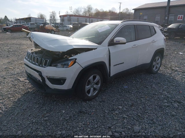 2021 Jeep Compass Latitude Fwd მანქანა იყიდება აუქციონზე, vin: 3C4NJCBB0MT592303, აუქციონის ნომერი: 44871248