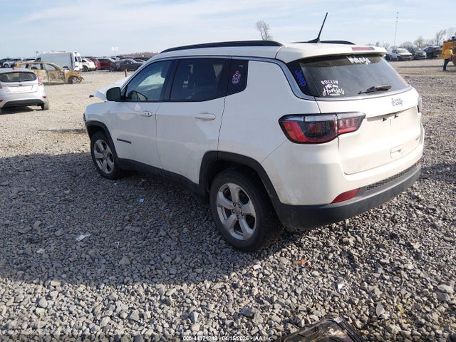 2021 Jeep Compass Latitude Fwd მანქანა იყიდება აუქციონზე, vin: 3C4NJCBB0MT592303, აუქციონის ნომერი: 44871248