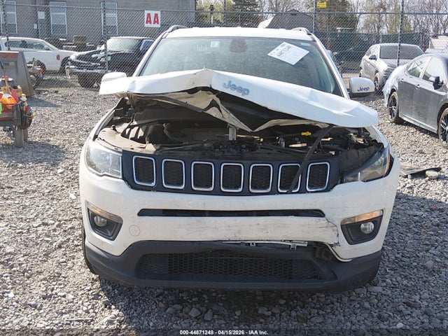 2021 Jeep Compass Latitude Fwd მანქანა იყიდება აუქციონზე, vin: 3C4NJCBB0MT592303, აუქციონის ნომერი: 44871248